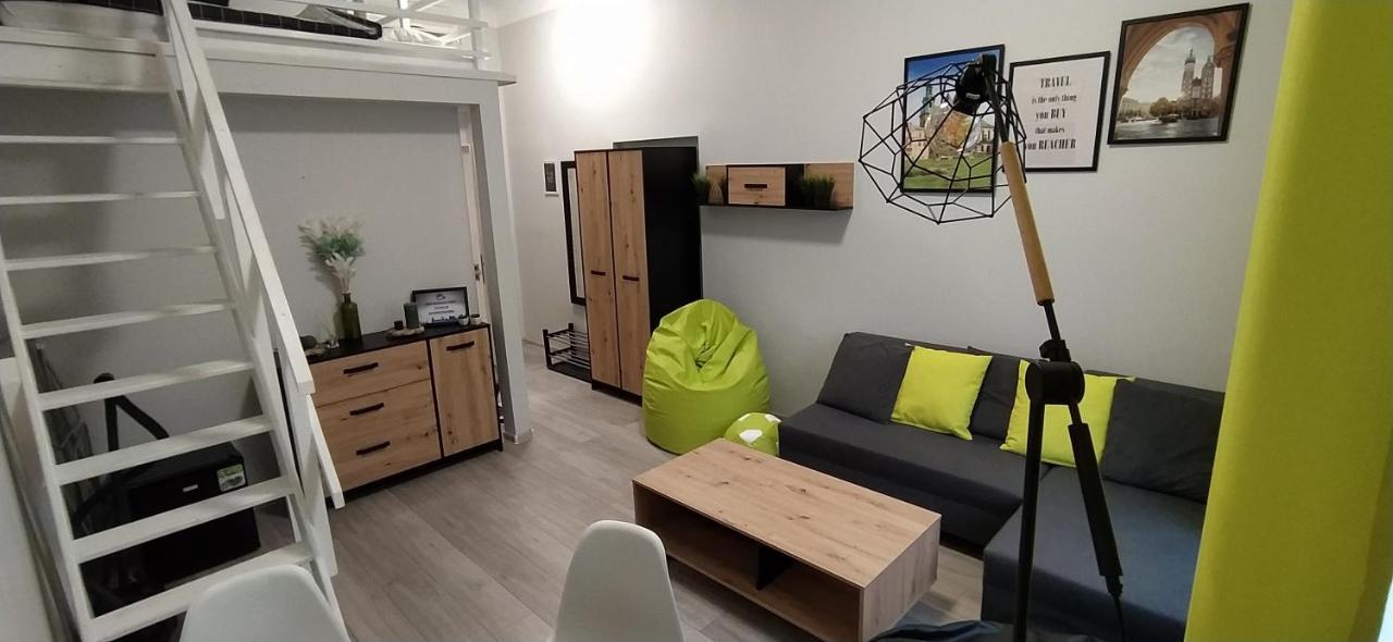 Discover Cracow Aparthostel Hostel *